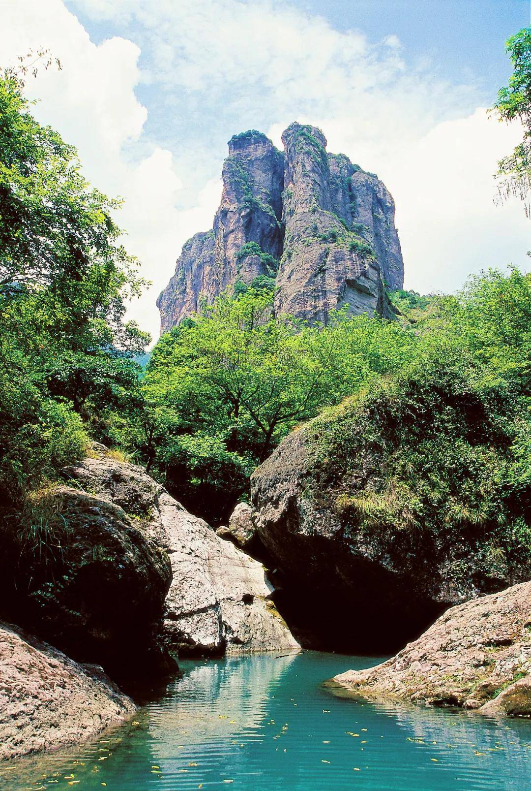 这座被无数影视剧青睐的江南名山,自带傲骨侠气,高铁可达!