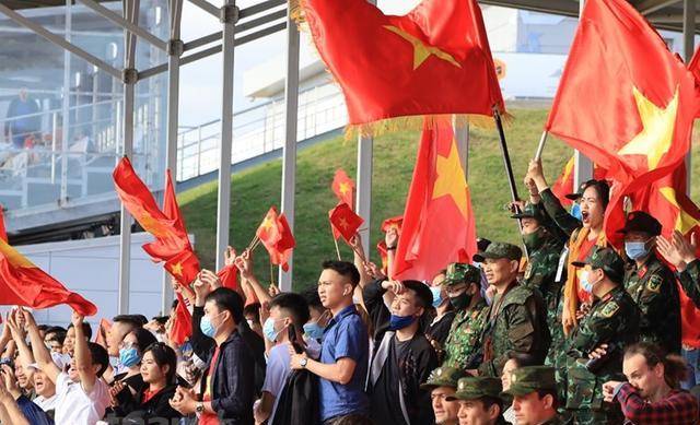 介绍越南人民军坦克在莫斯科比赛:两个黄种人口大国又进行半决赛