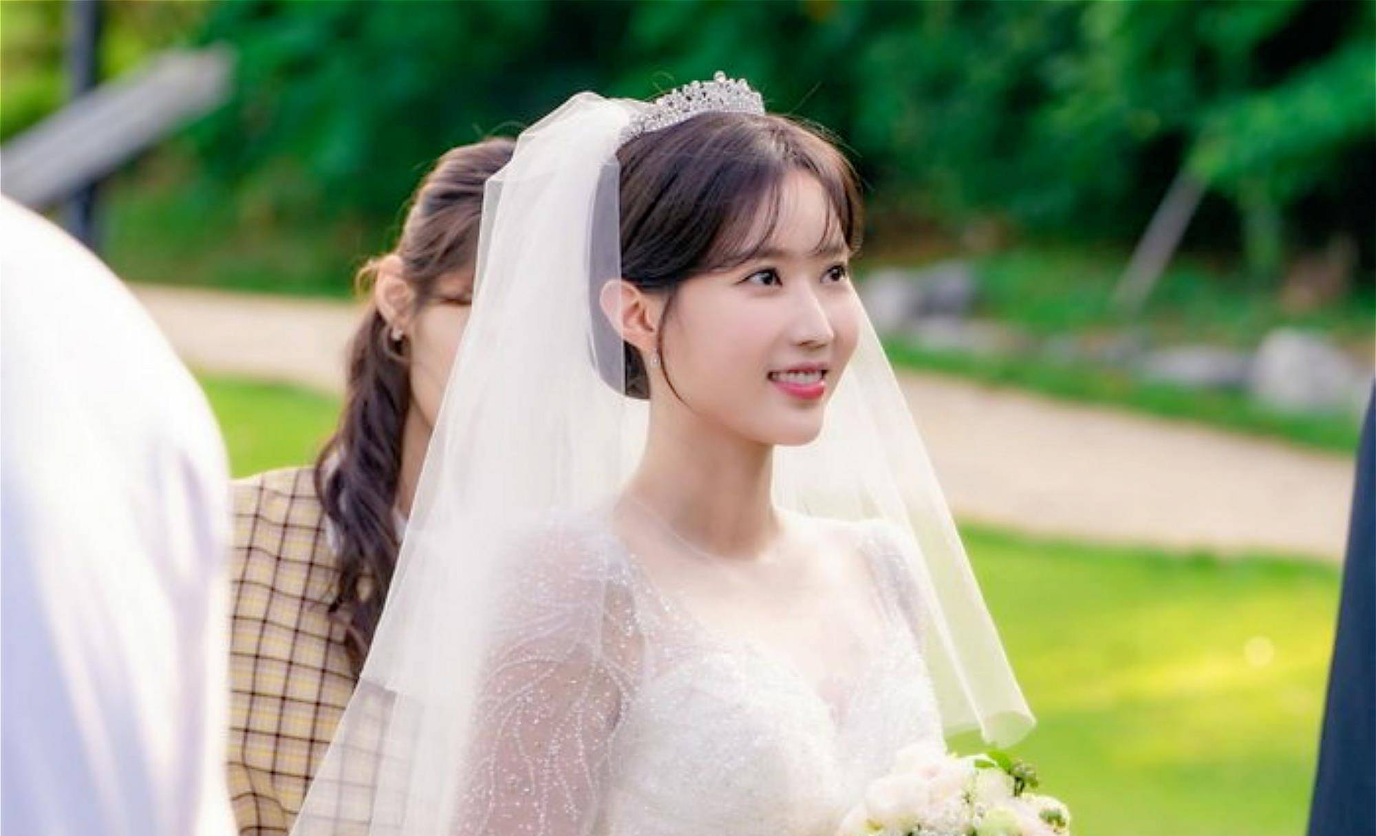 韩剧我最美的时刻林秀香婚纱造型剧照公开太美了