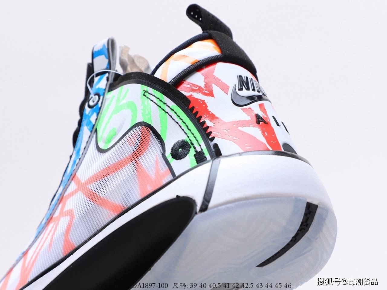 大胖虎锡安也有aj34的配色,鞋友说看起来还不错!
