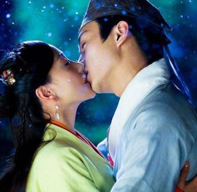 对圆脸女星情有独钟除了赵丽颖于正暗指陈晓和杨蓉也曾在一起