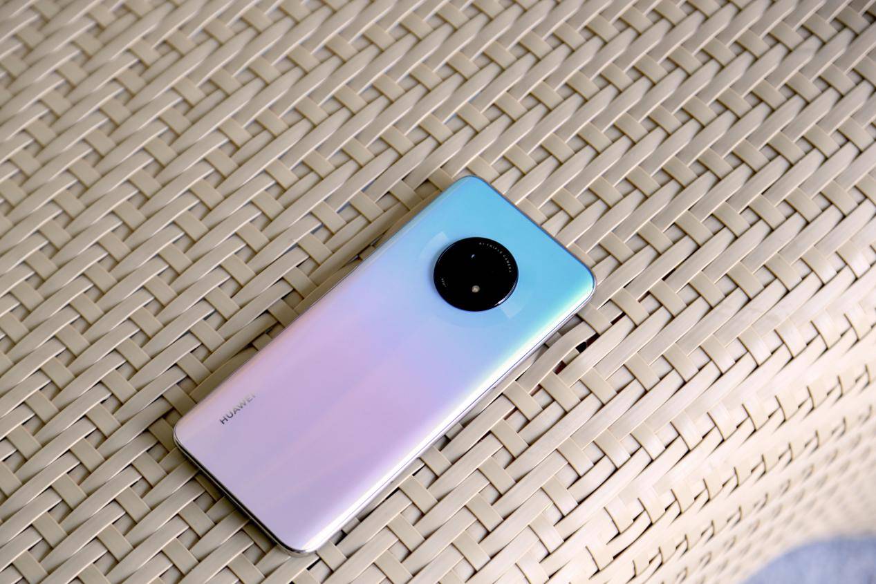 华为畅享20 plus首销,40w超级快充拯救你的电量焦虑症