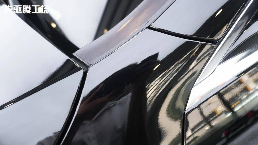 长久镜面,久到离谱 奔驰e300l装贴pts隐形车衣