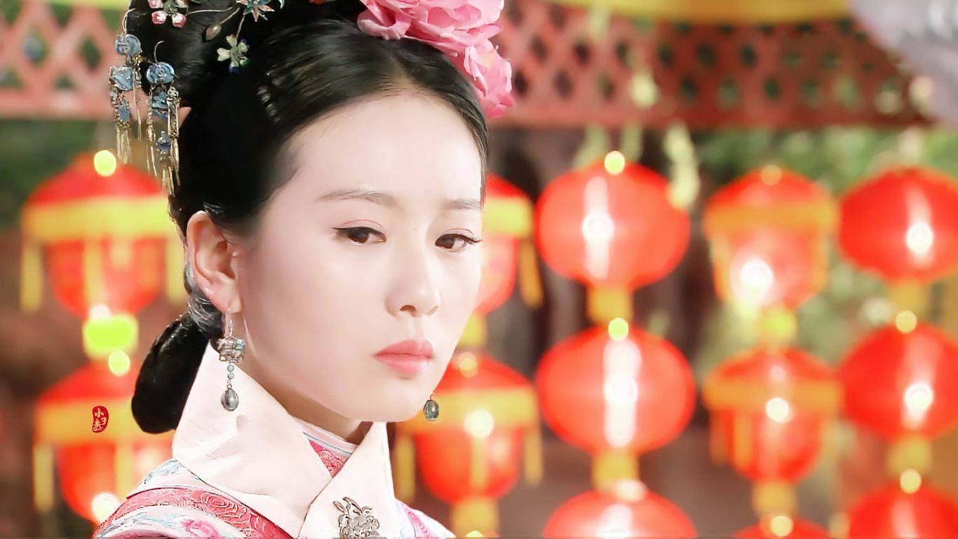 之后大火的《步步惊心》更让她圈粉无数,若曦的坚强,倔强,聪慧.