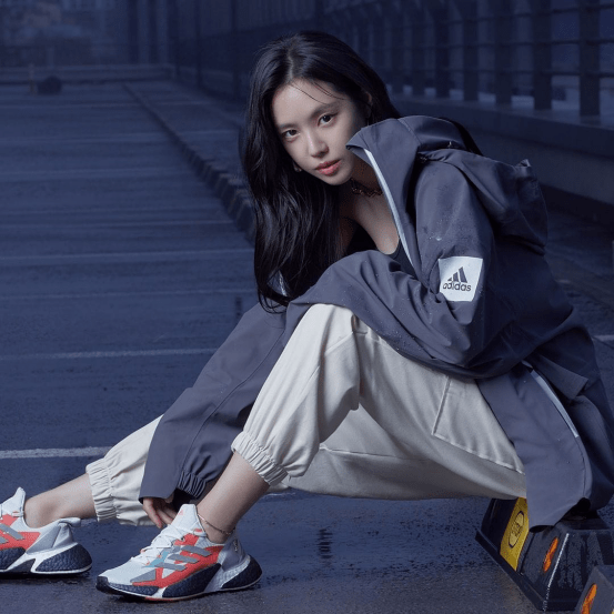 孙娜恩可真是天使脸蛋魔鬼身材!