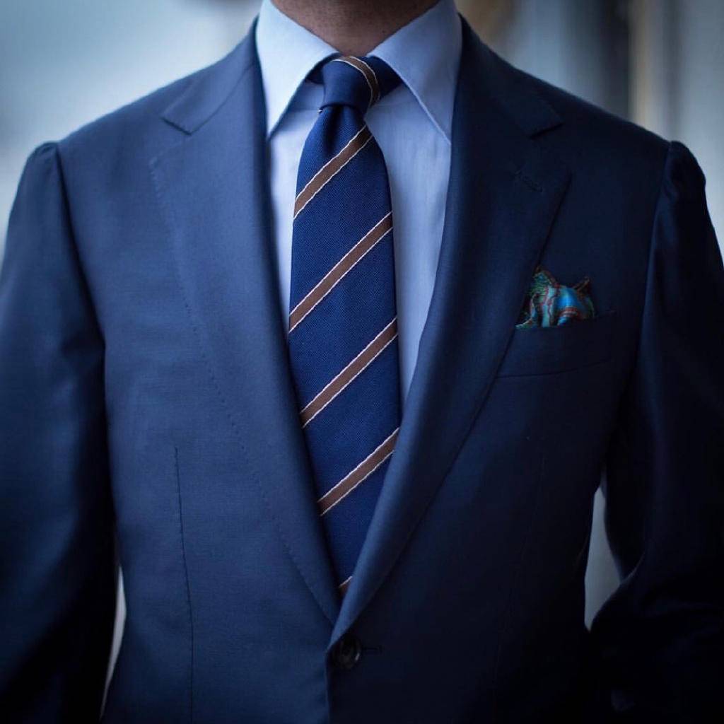 定阁分享职场男士必备的知识1如何挑选合适的领带