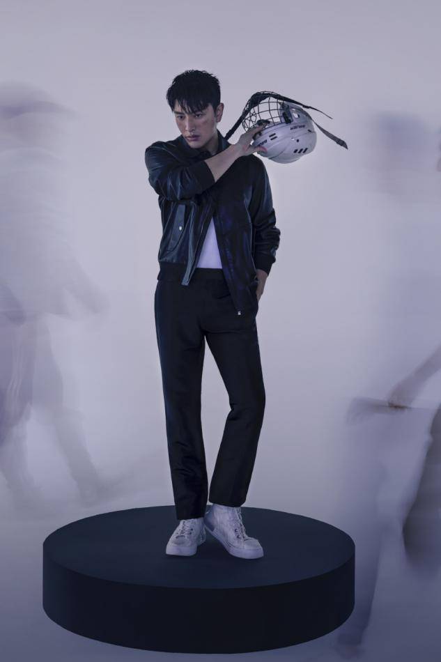 贾乃亮这衣品没得说轻松驾驭不同风格穿出模特范帅气十足