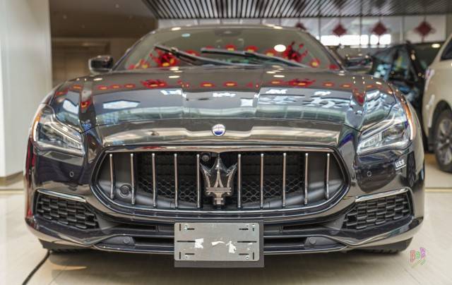 玛莎拉蒂总裁四门轿跑 豪华座驾非凡高性能_手机搜狐网