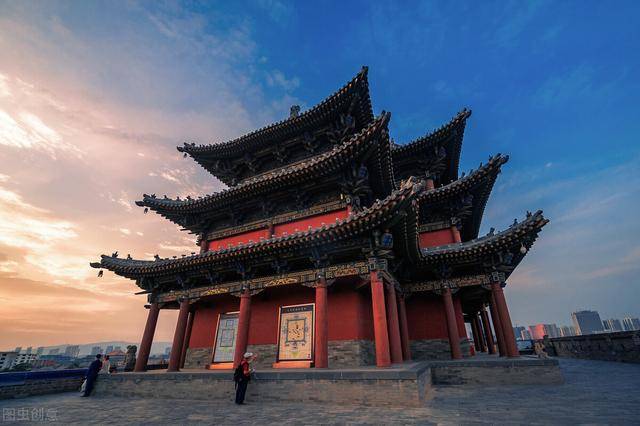 山西这一古城最为震撼,当属山西第一,拥有四座牌坊_大同