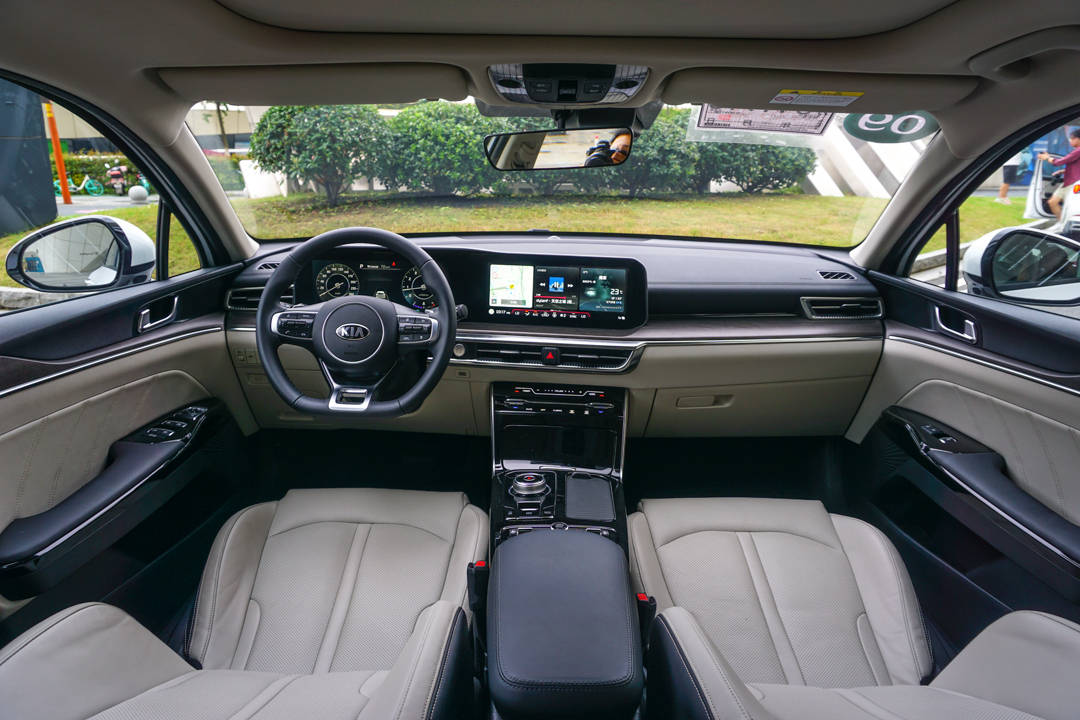 集一身本领 试驾起亚k5凯酷1.5t