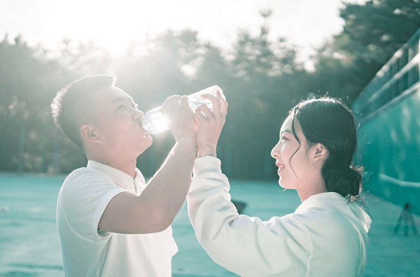 不管是夫妻还是情人感情再好也最忌讳这一点