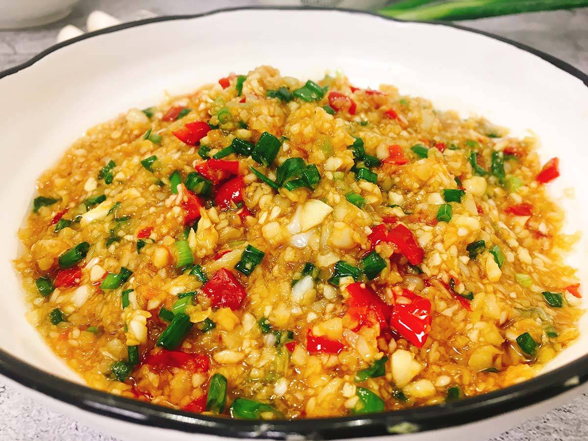 【金银蒜蓉酱的做法】