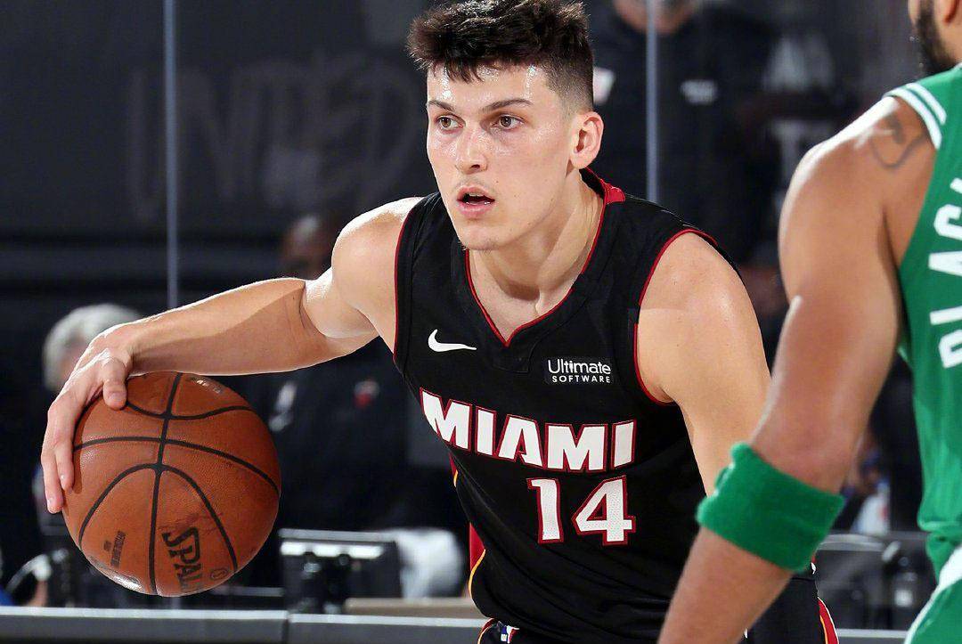 热火战胜绿军获赛点暴砍376希罗我想帮巴特勒进总决赛