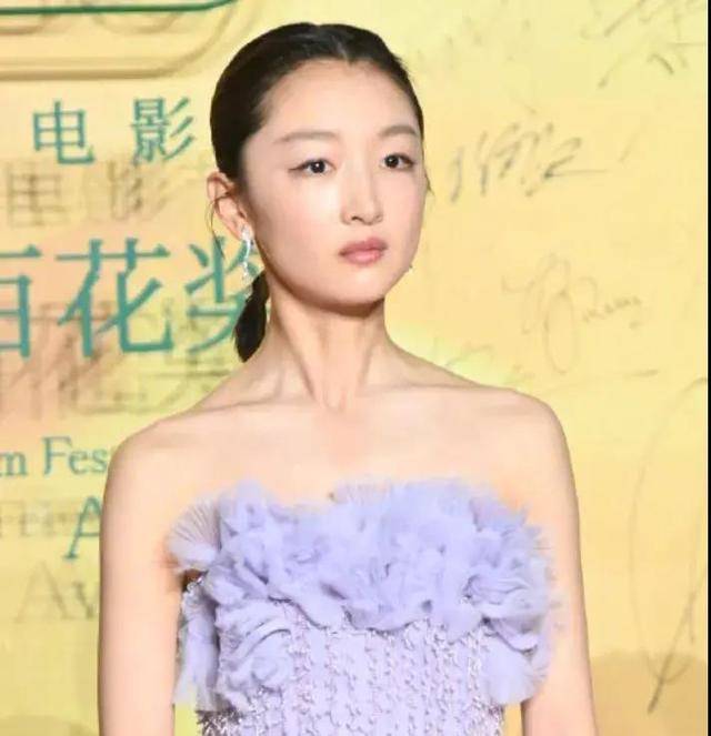 百花生图:周冬雨脖子青筋凸起,佟丽娅脸僵,杨紫胖乎乎的超可爱