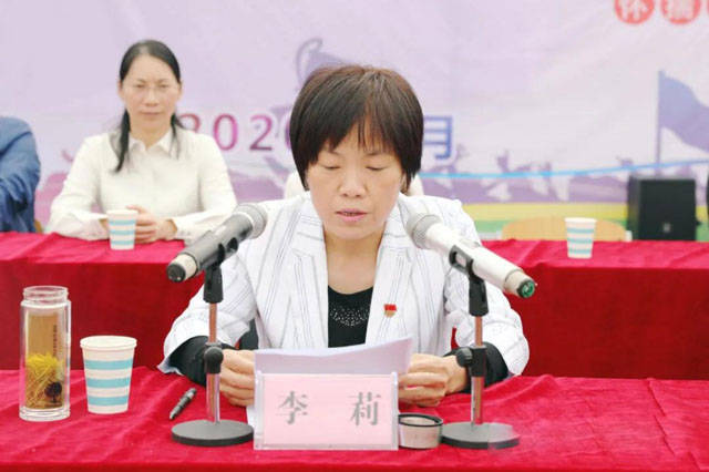 邓州职业技术学院(筹建)党工委书记李莉,院长王彩霞,党工委副书记黑晓