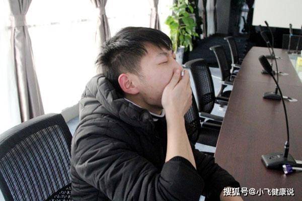 原创总是打哈欠暗示哪种病找上了身如果忽视可能会要人命