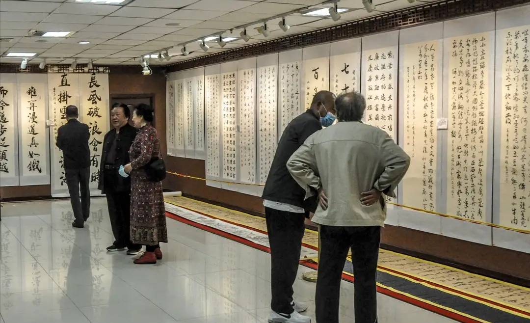 喜迎国庆,大型书画展览亮相长春华联古玩城