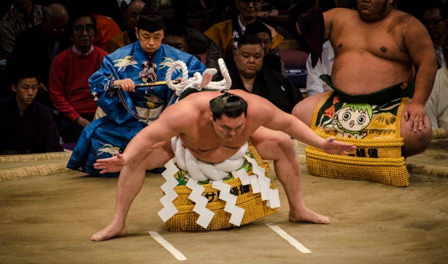 日本最噁心的工作需幫相撲選手擦屁股競爭還十分激烈