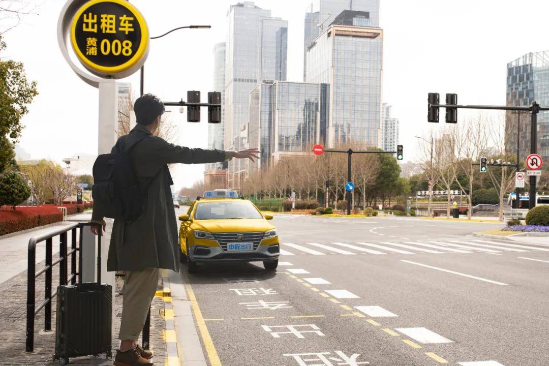 汽车候客站"的信息化叫车系统成功联调,实现线上线下叫车场景全面融合