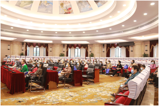 关爱老人|重庆爱尔眼科医院（总院）举行关爱老人眼健康活动！