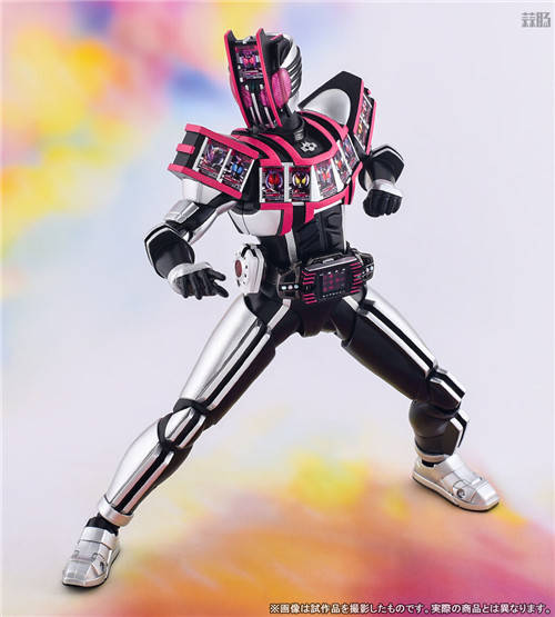 万代推出shf真骨雕假面骑士decade完全形态