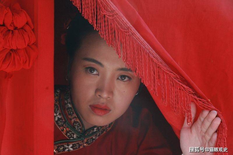 原创李贞从童养媳到开国少将一生经历3次婚姻去世遗嘱感动世人