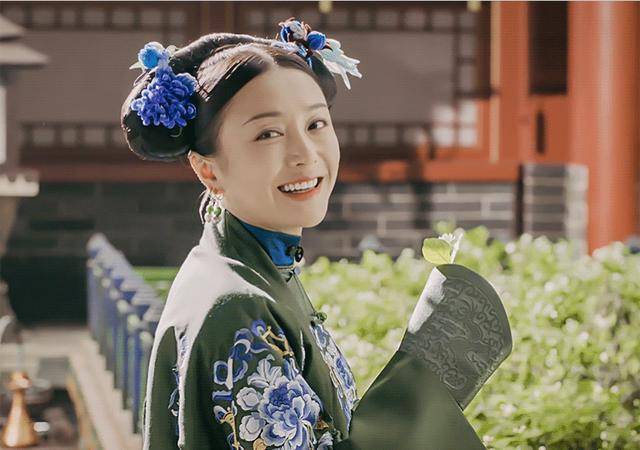 乾隆下扬州出上联:"昨日黄花闺女",女子对出下联被邀请进宫