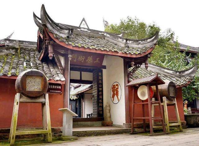 明朝冤屈事用命考科举饿死妻子过继亲儿还有人为其平反