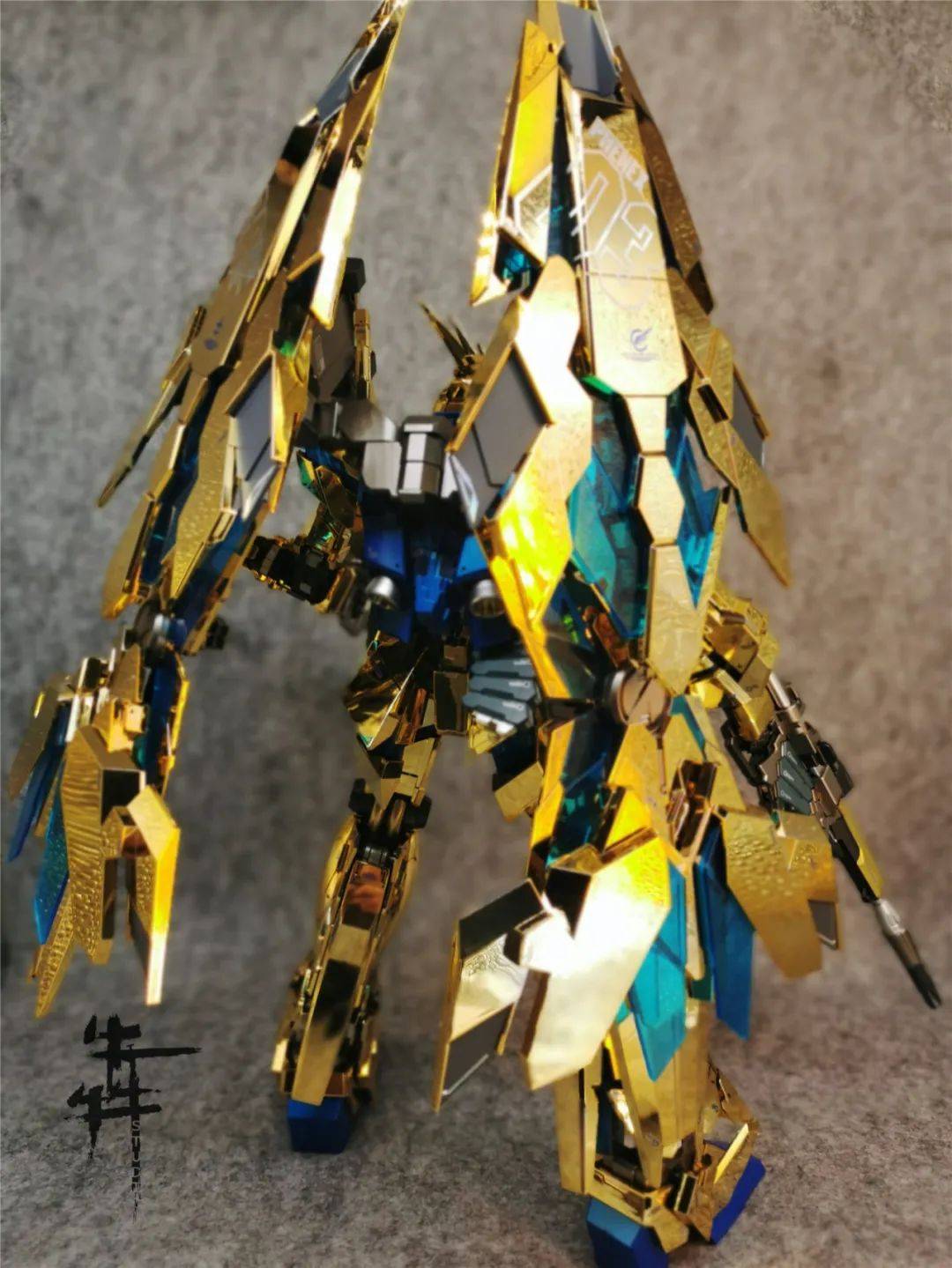 pg菲尼克斯 来自搜狐网