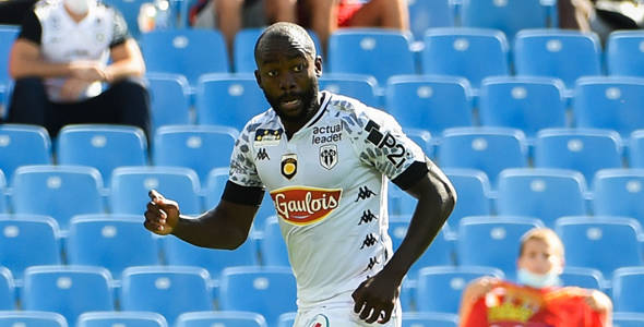 欢呼解析:法甲赛事巴黎圣日尔曼vs安格斯