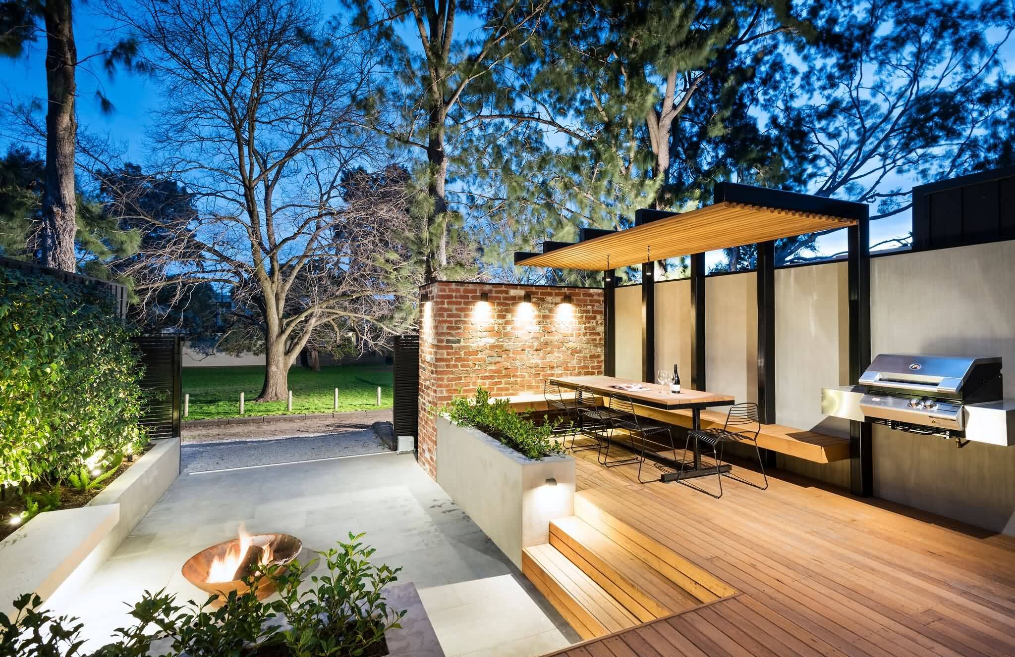 原创玩转庭院11个木平台设计将院子打造成高品质休闲空间