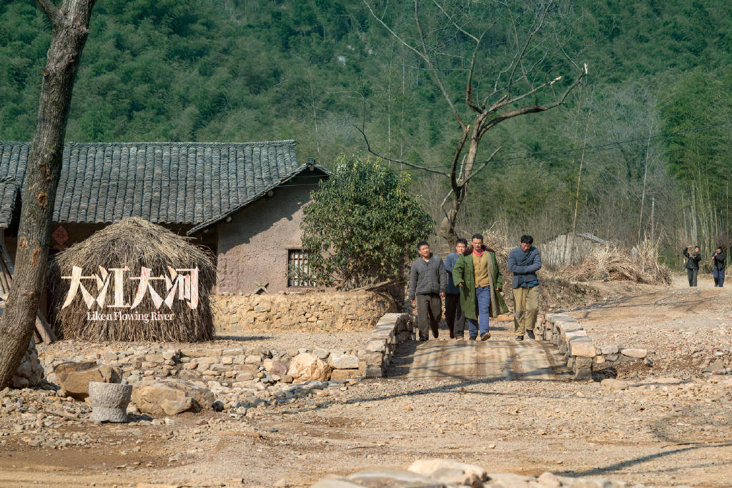 《大江大河》获飞天奖,官微放剧照,《大江大河2》快要上映了?_王凯