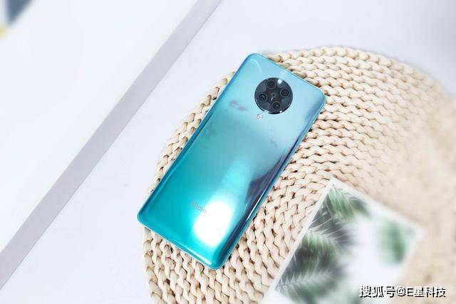 第二款就是realme x7 pro,这款手机基本就是为了对标redmi k30至尊