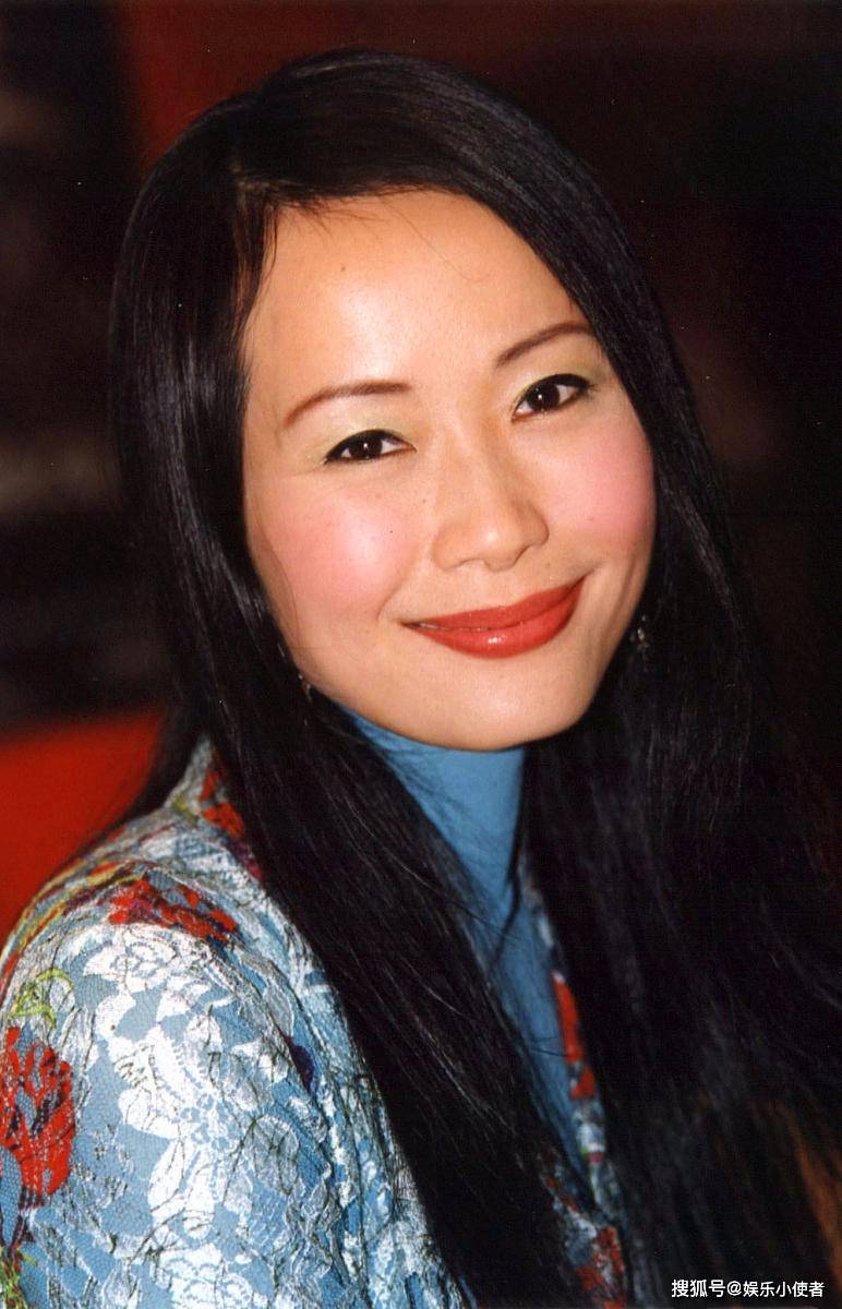 叶童:一朝成名被张国荣大赞!