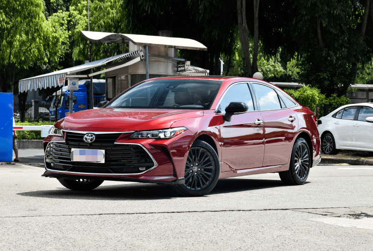 2021款亚洲龙真香209马力8at油耗62l配真皮座椅