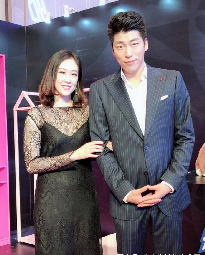 原创前女排国手米杨近况,新赛季无球打,老东家遭质疑米杨发话解围!