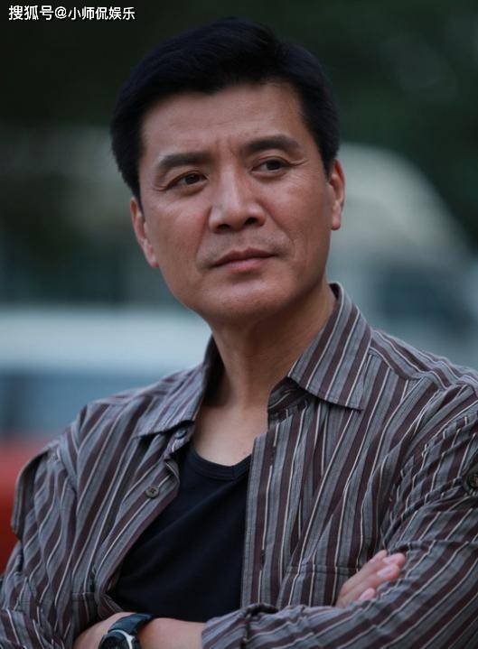 尤其是孩子的矛盾,但是刘之冰带着儿子刘思博,茹萍带着女儿奚望重组