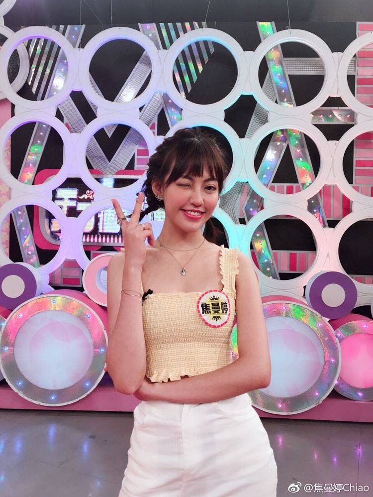 有种偏心式遗传叫焦恩俊,上帝吻小女儿的脸,却忘给大女儿盖个戳-搜狐