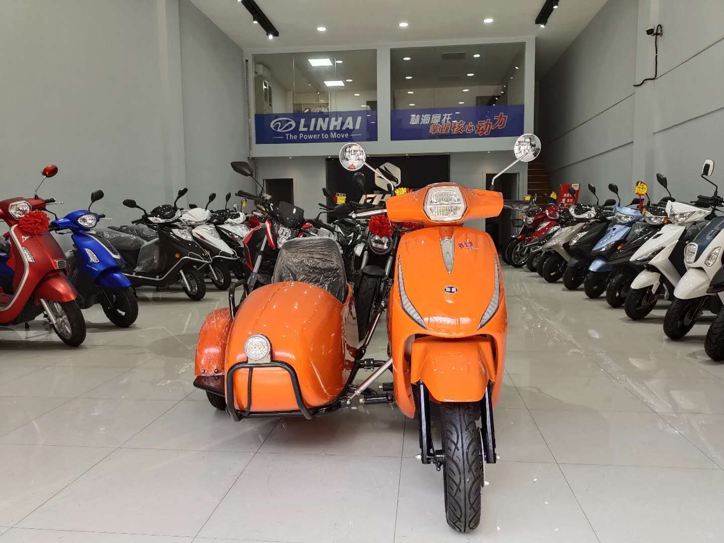 重庆环爵摩托车图片