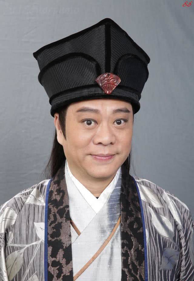 他是tvb里的实力派演员,35岁结婚,妻子身价几十亿_欧阳震华