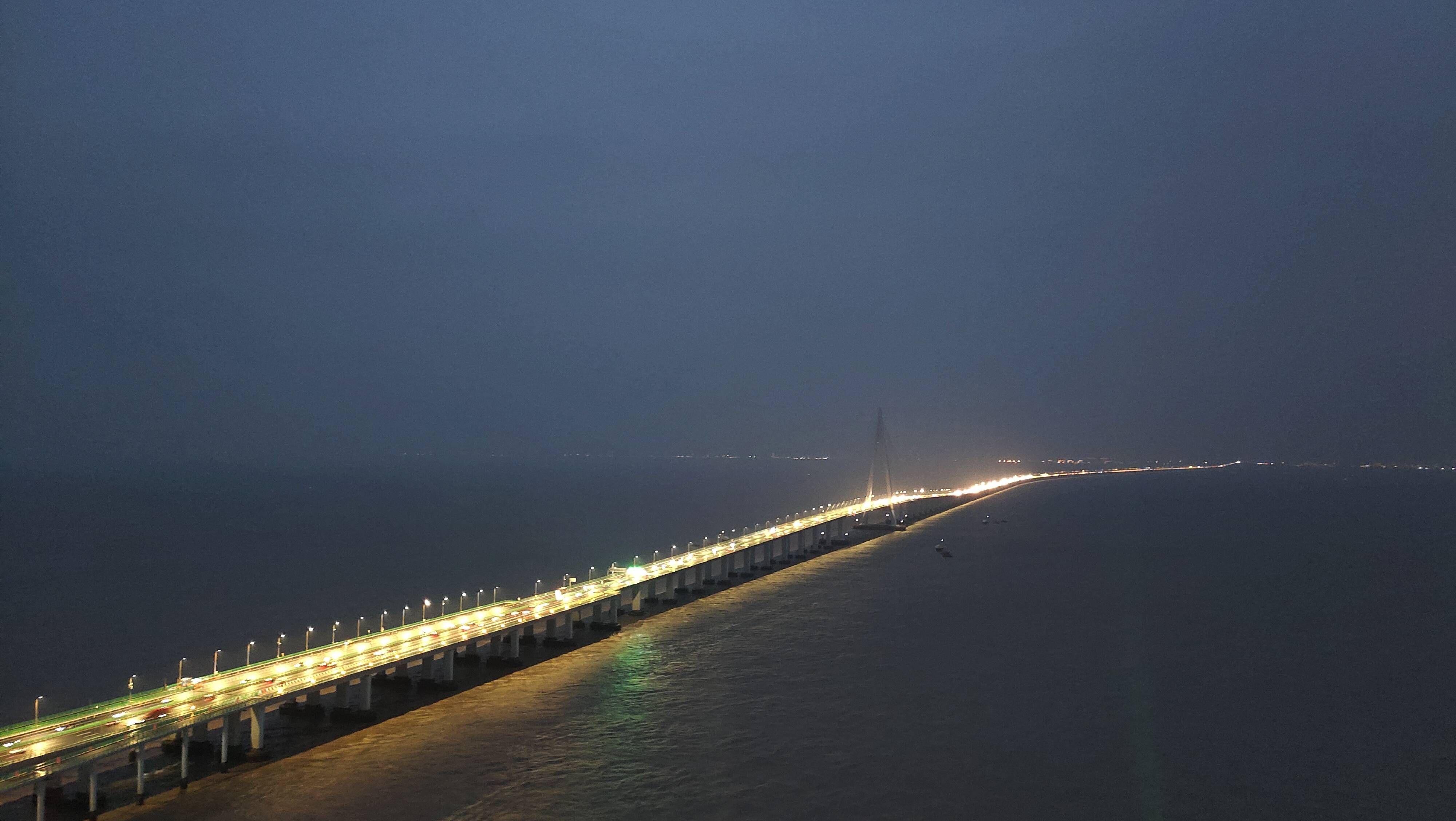 杭州湾跨海大桥夜景图片