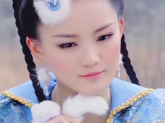 黄圣依给她当配角,代表作回忆点满满,馨子到底多有观众缘