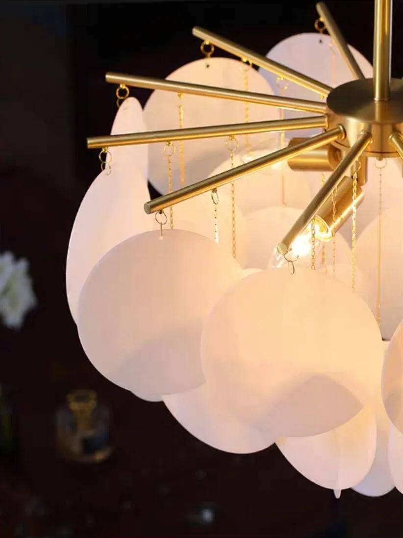 月影灯饰用一盏灯让吃饭心情变更好