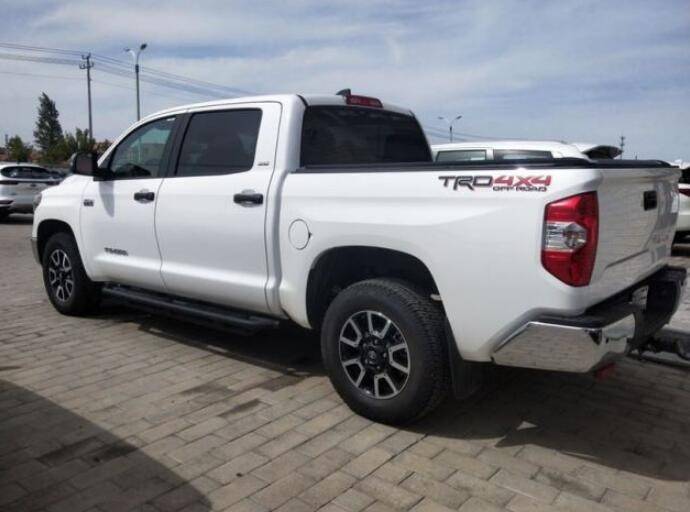 全新丰田坦途5700肌肉皮卡 狂猛动力实惠