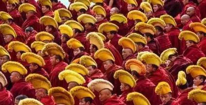 西藏不产绿松石，为什么人人都戴绿松石？