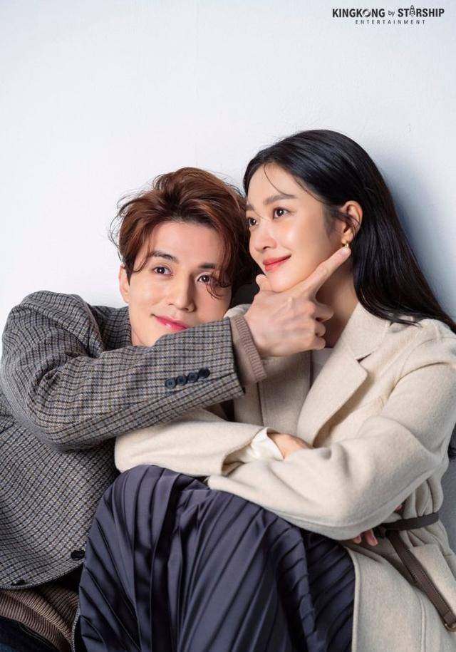 和李栋旭湿身躺浴缸!8点认识《九尾狐传》赵宝儿