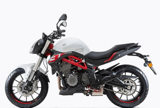 又一街车被热捧!300cc 28kw功率,座高795mm 车重204kg,3.0万起