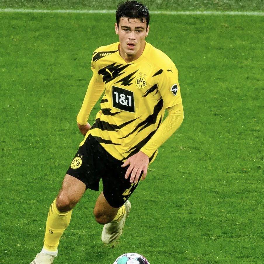 皇马盯上美国新星雷纳,多特迅速开启续约工作,年薪高达250万欧_小将