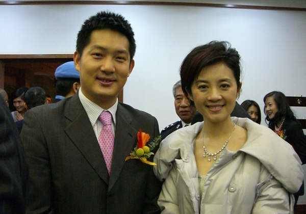 她是围棋名将,嫁大8岁冠军,女儿已经19岁,今51岁晒照美出天际_张璇