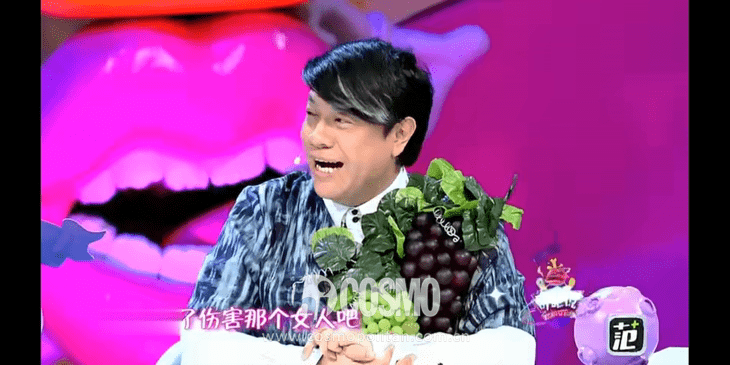 "接着马东问侯佩岑,有什么育儿经验分享,她笑着说,《奇葩说》上,马东